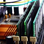 detect hot-plugged CPU and RAM in VM